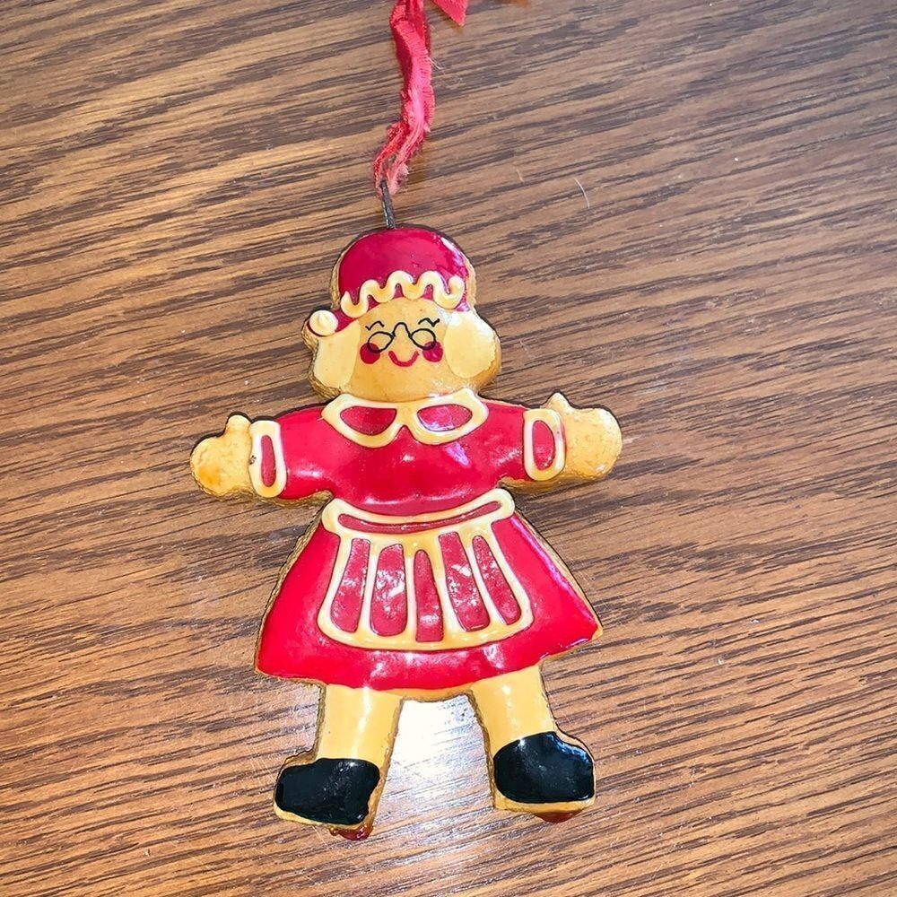 Vtg Mrs Santa Claus Christmas tree ornament‎